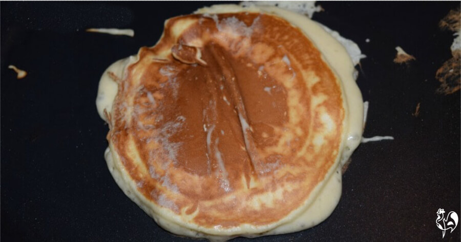 A Scotch pancake with too much batter.